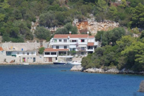 Apartments by the sea Pasadur, Lastovo - 8391